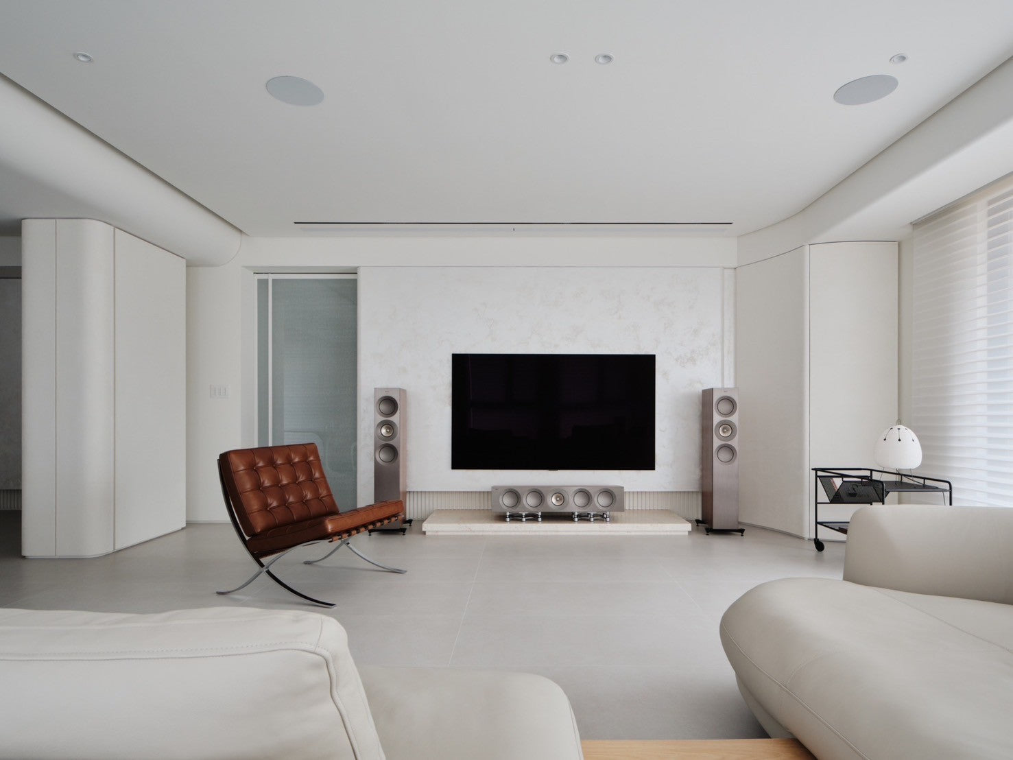 高雄音響融入居家設計 KEF Reference